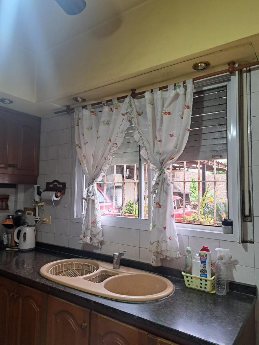 Foto de Casa 5 amb.lote propio. 2 Plantas., imagen 4