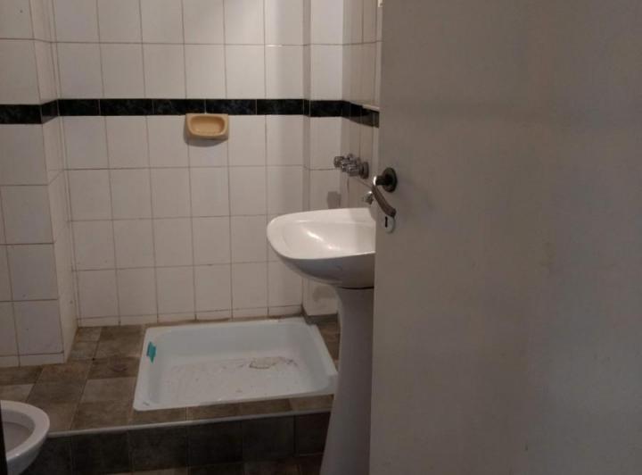 DEPARTAMENTO EN PLANTA ALTA DE 2 AMBIENTES. (SIN GAS) 5