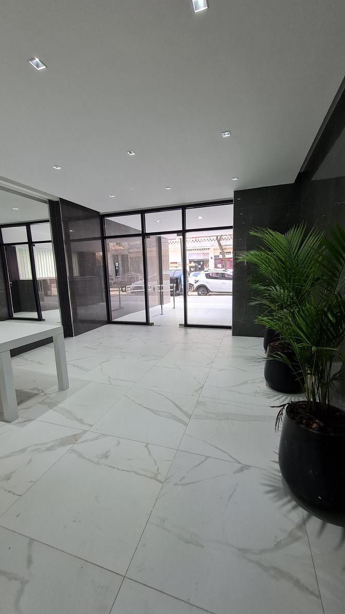 Local - Caballito