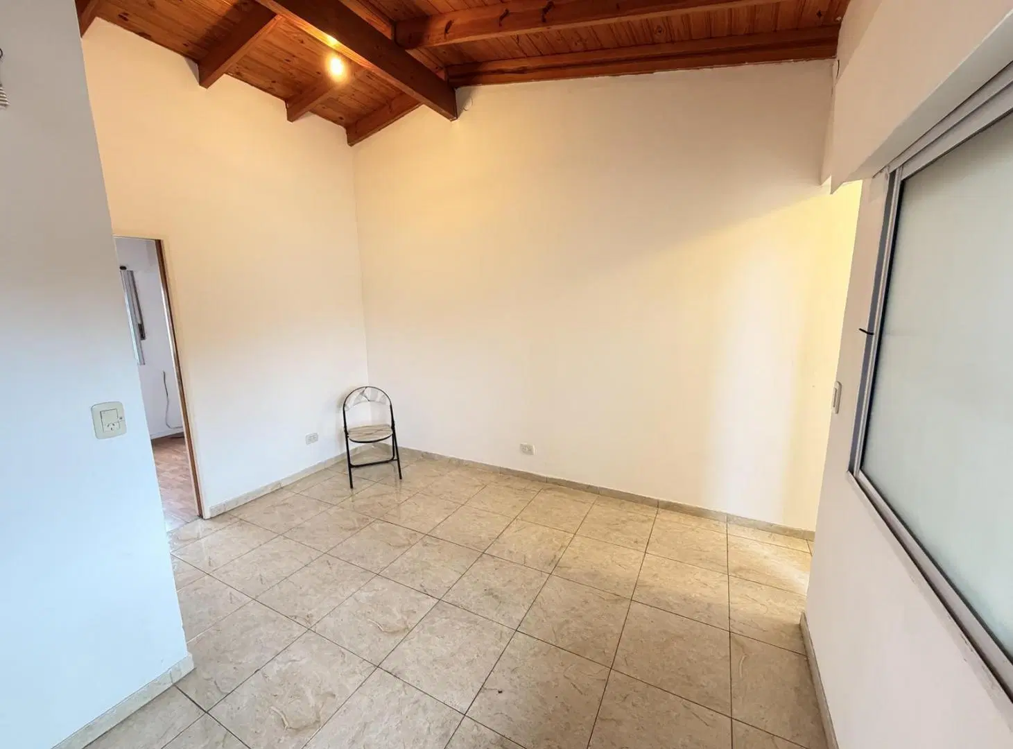 Departamento en Caseros 5