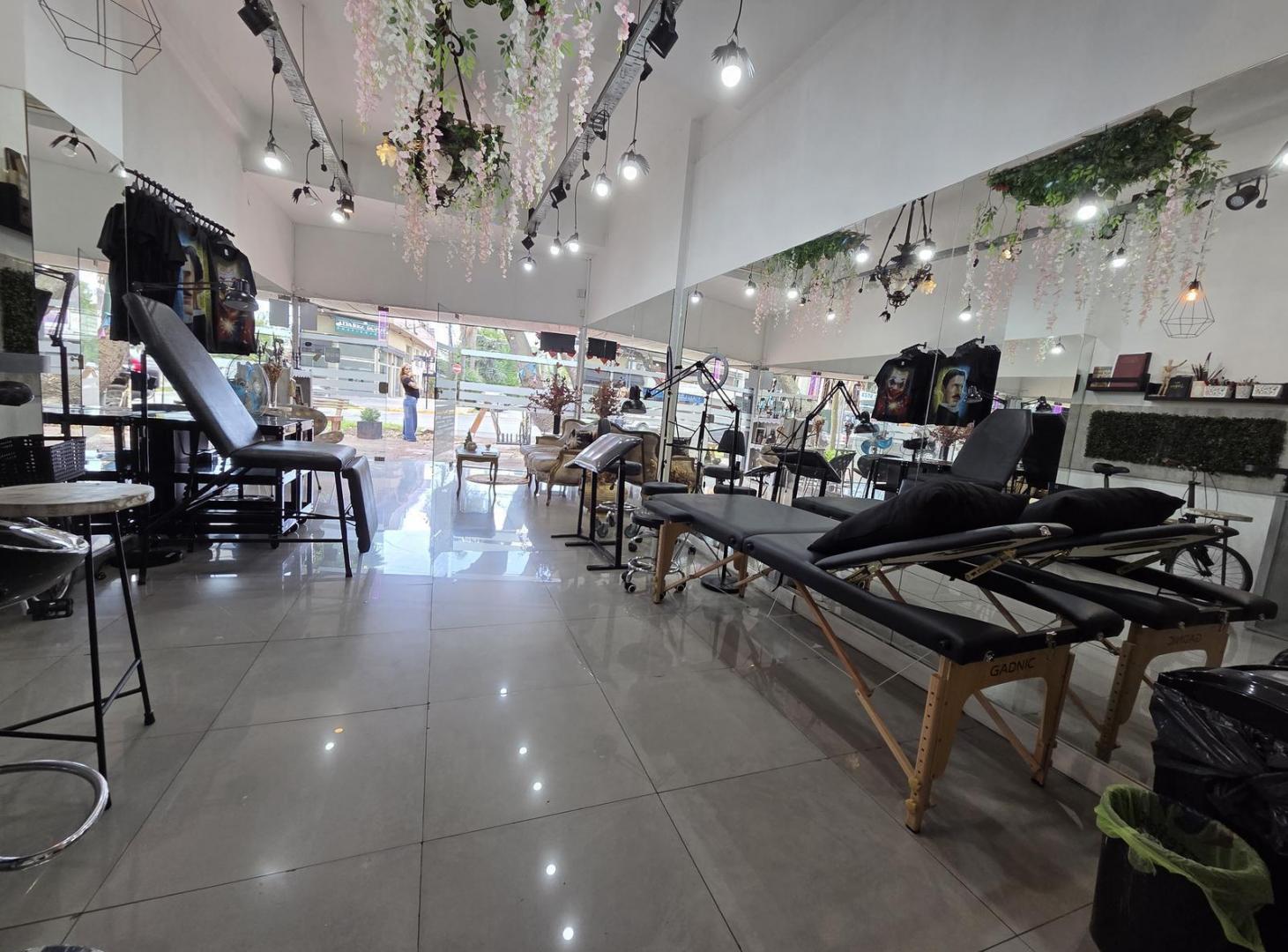 Excelente Local en Alquiler en Martínez