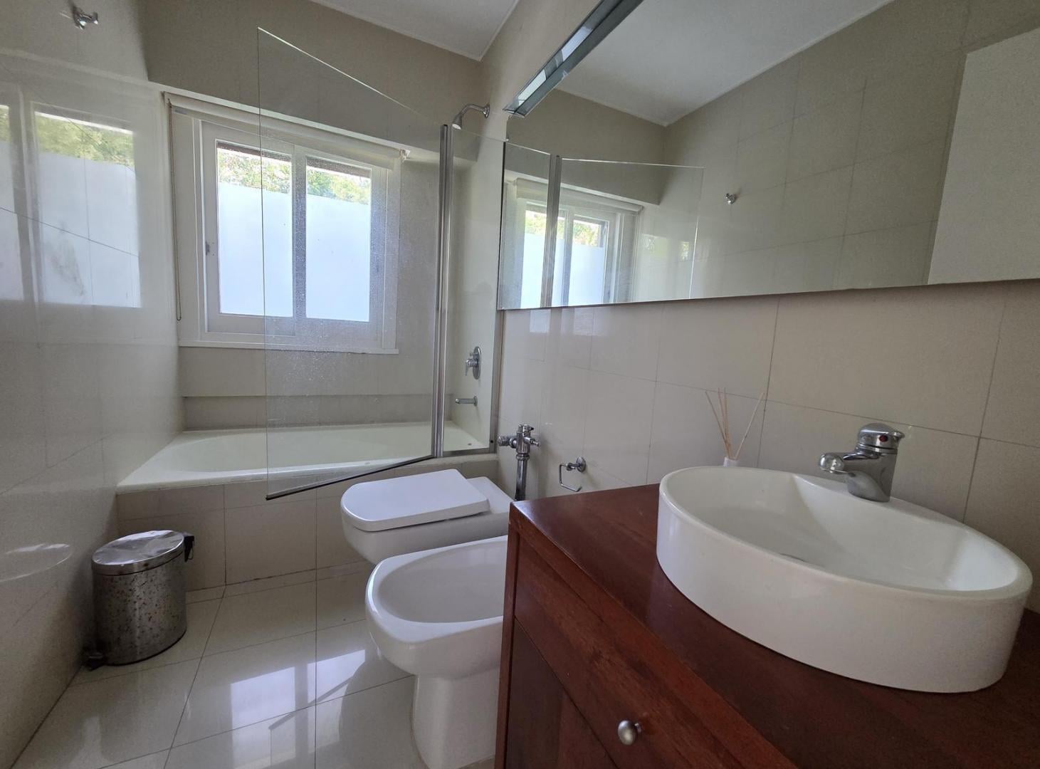 Foto de Excelente Casa Moderna en Exclusivo Sector de Vicente Lopez, imagen 4