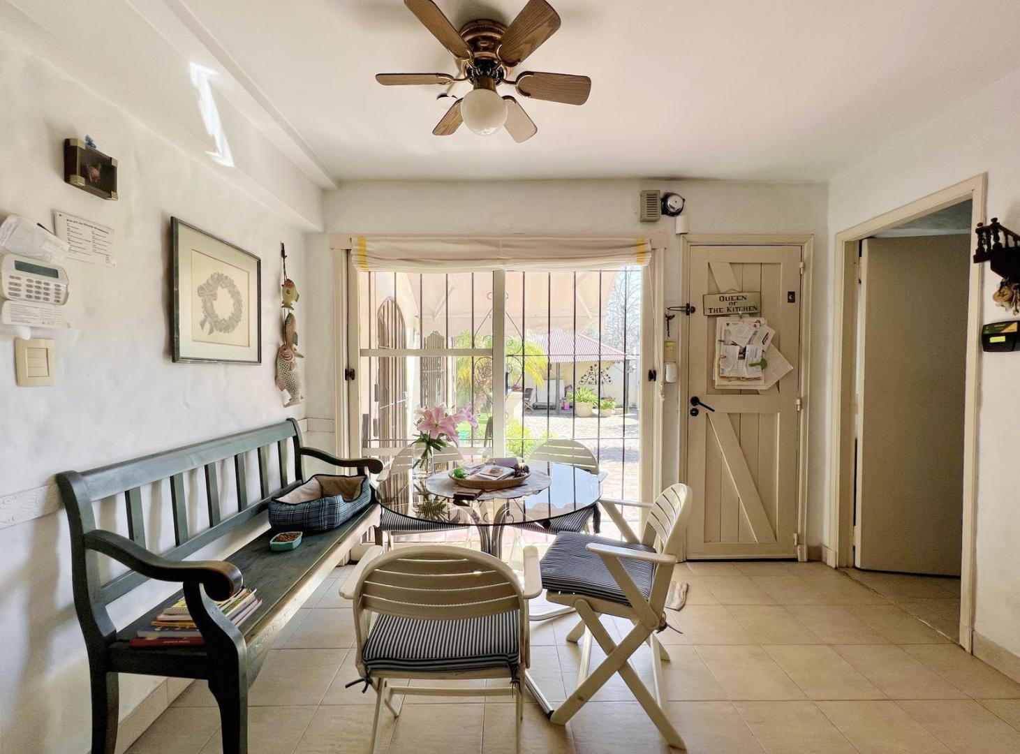 Foto de Casa en Venta en La Horqueta, imagen 3