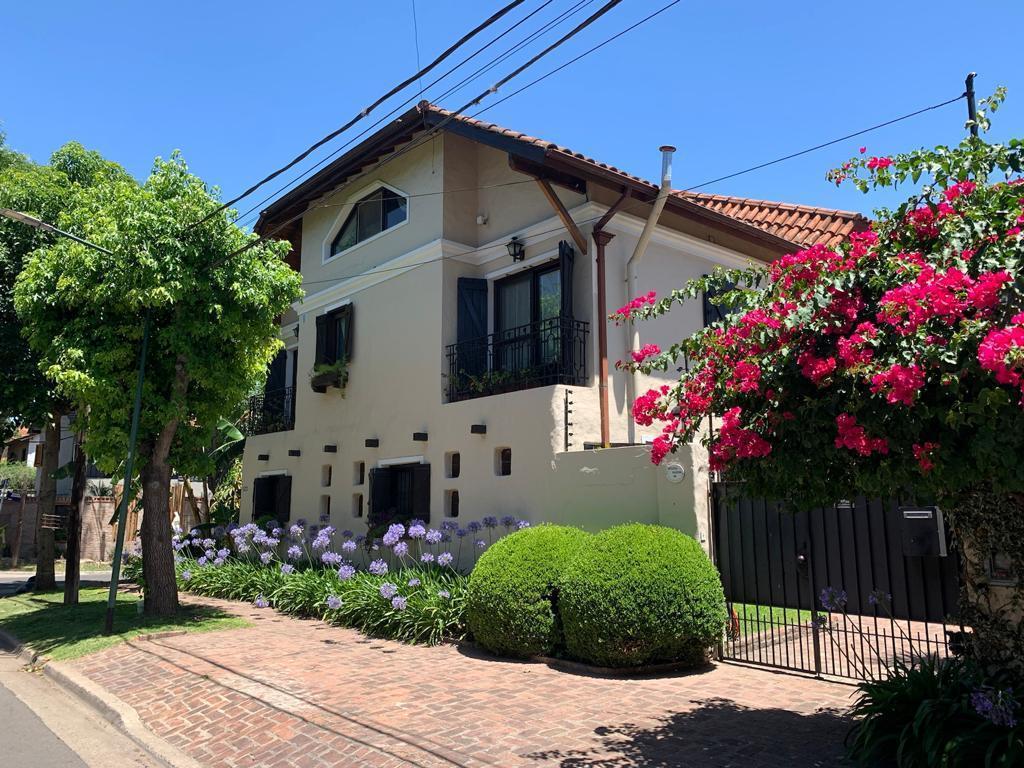 Foto de Casa en Venta en La Horqueta, imagen 1