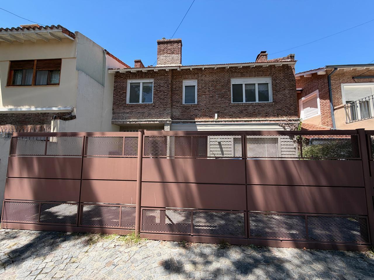 Foto de Excelente Chalet en Venta en La Lucila, imagen 1