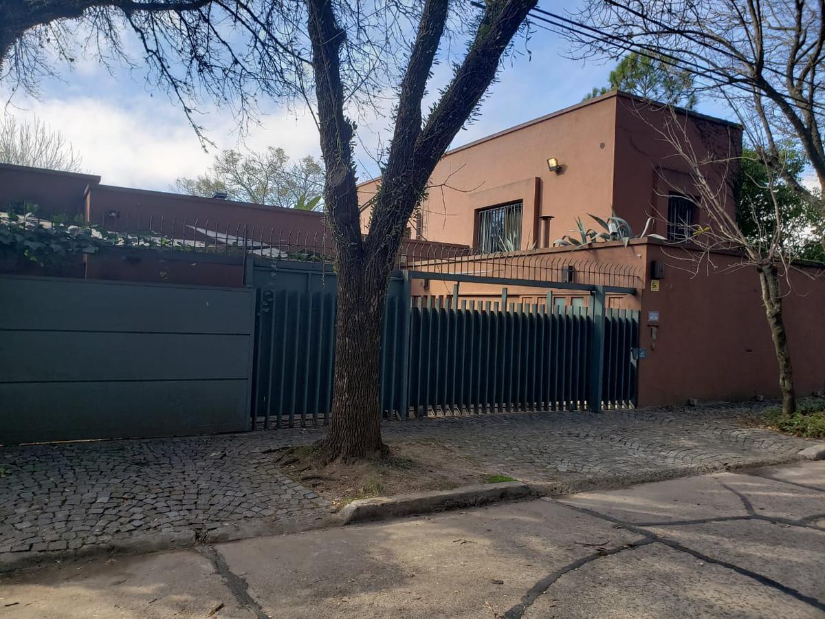Foto de Casa en Venta en lo Mejor de Las Lomas Jockey, imagen 2