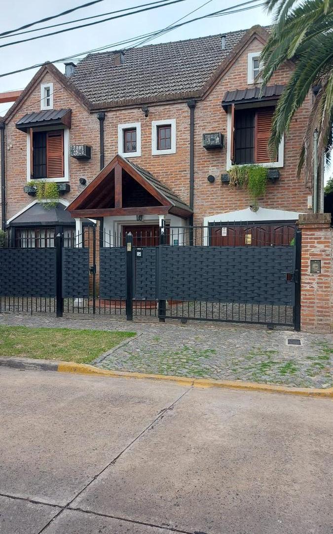 Foto de Impecable Chalet en Venta, San Isidro, Zona Residencial de Santa Rita, imagen 2