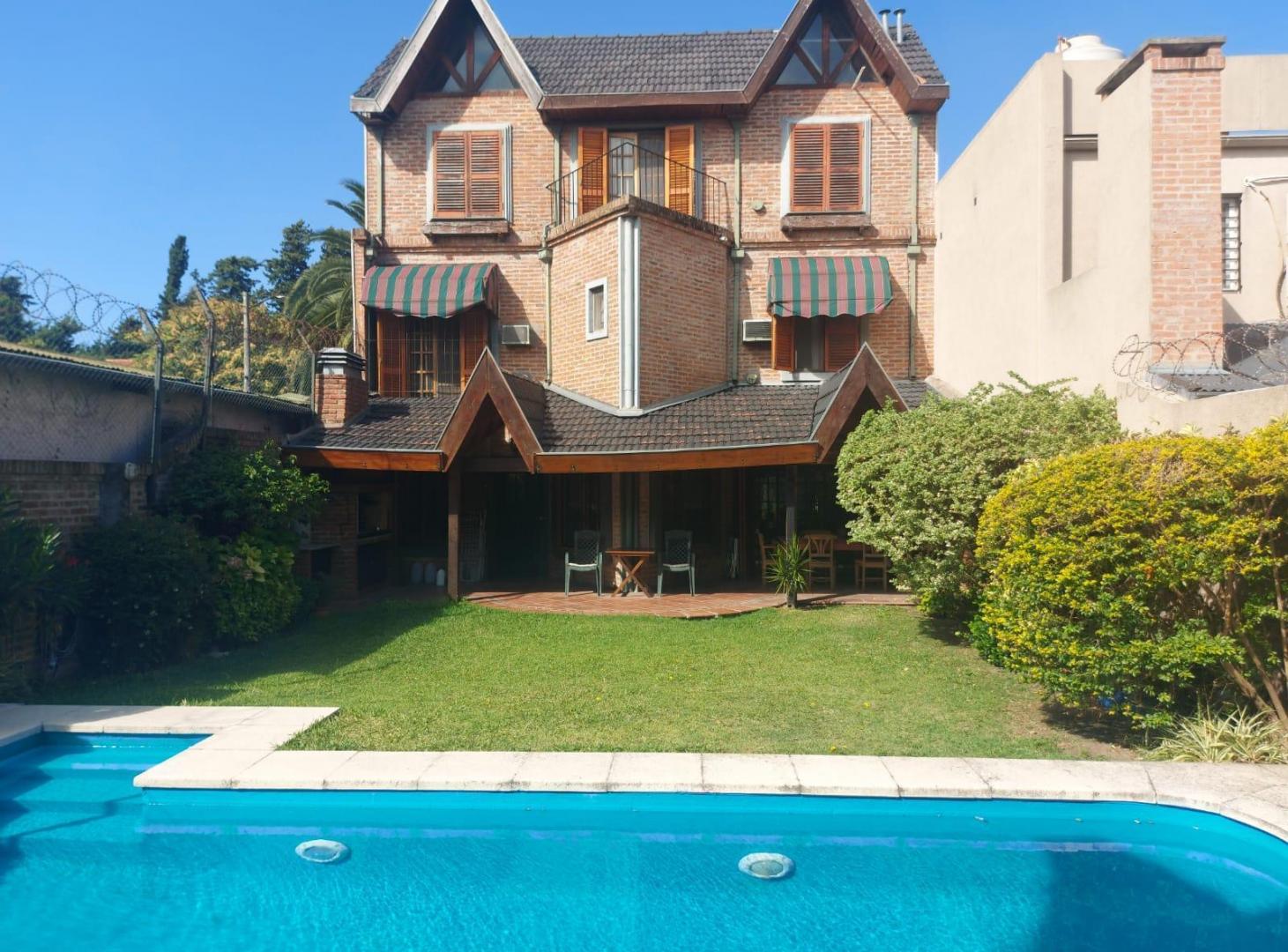 Foto de Impecable Chalet en Venta, San Isidro, Zona Residencial de Santa Rita, imagen 1