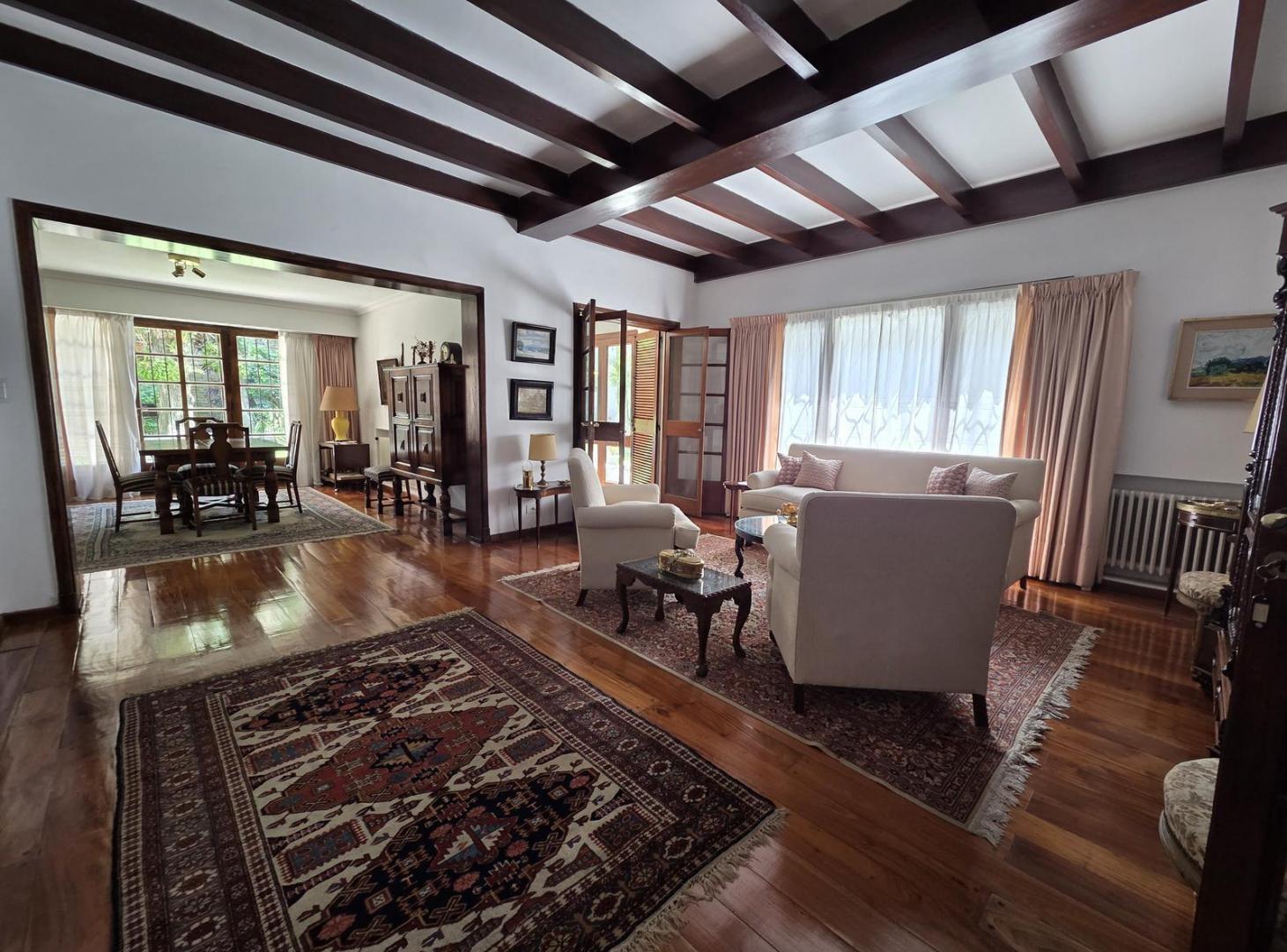 Foto de Importante Chalet en Venta en La Lucila, imagen 4