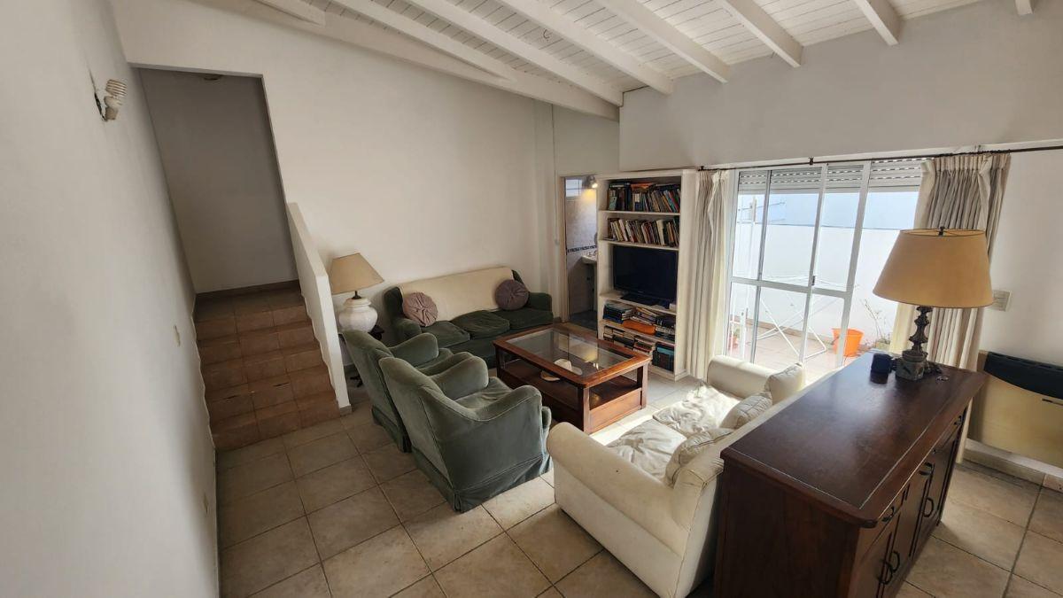 Foto de MUY LINDO PH 1ER PISO AL FRENTE, imagen 4