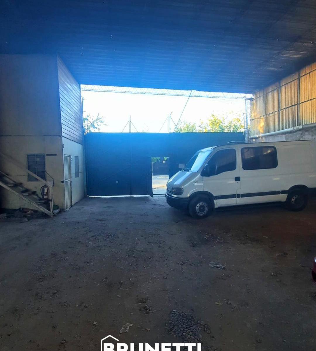 Galpón en Venta - Guaymallén! 1