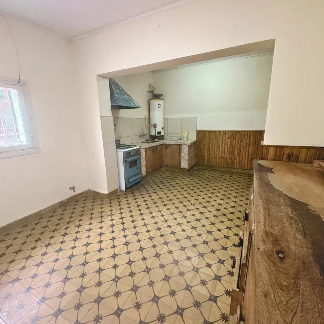 CASA EN VENTA - LAS HERAS 5