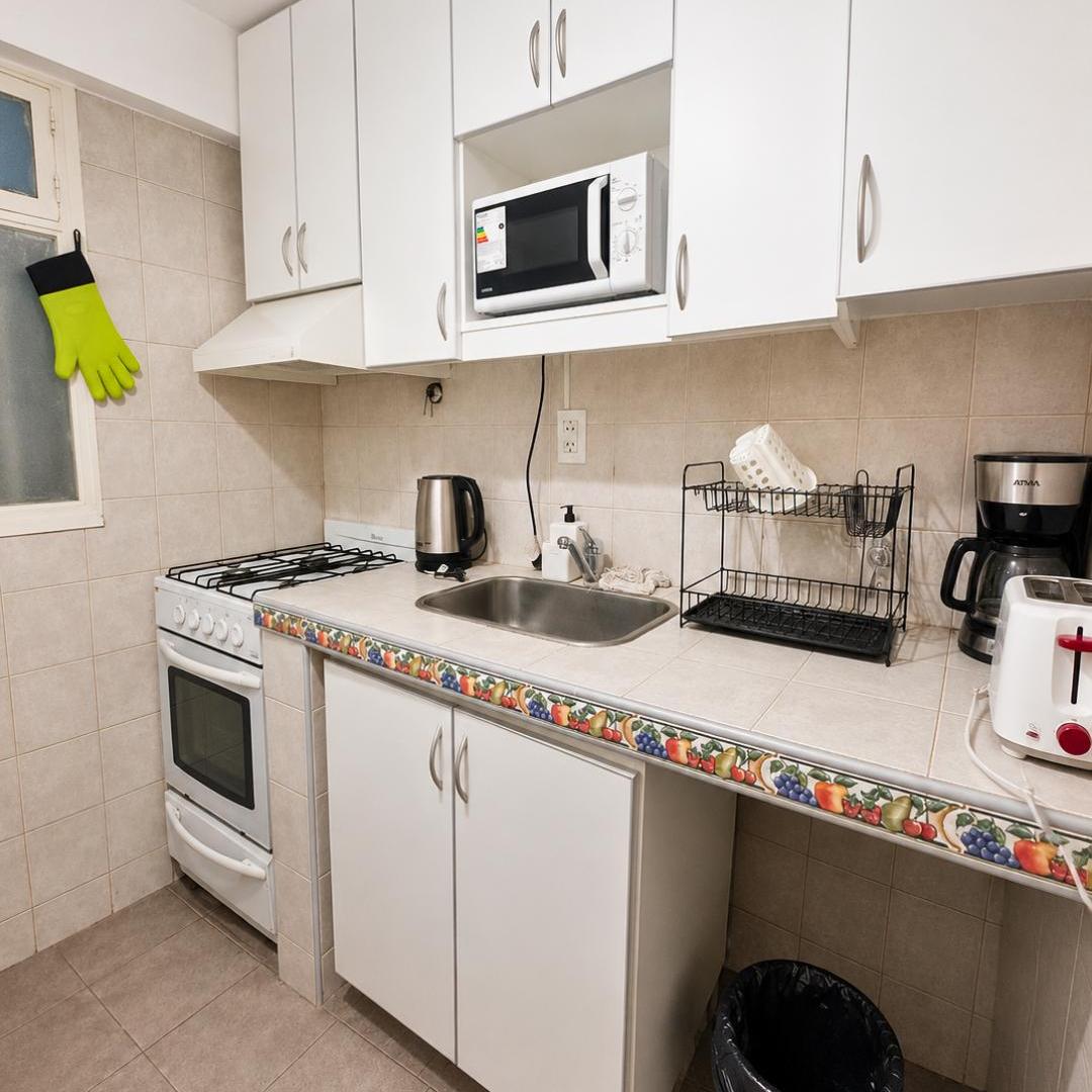 Foto de Departamento amoblado en alquiler – Quinta Sección, Ciudad de Mendoza, imagen 3