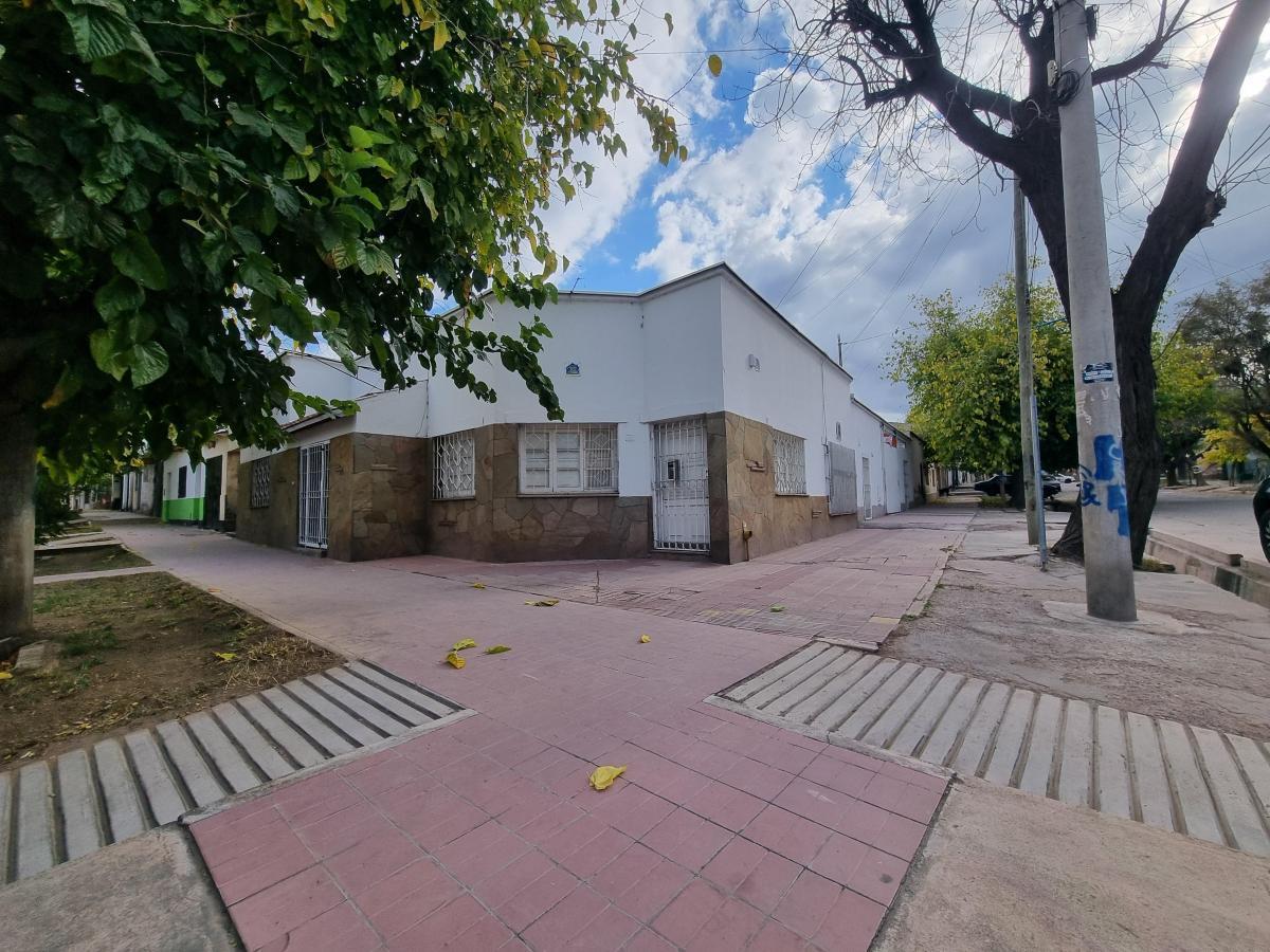 Casa en Venta - Godoy Cruz - Mendoza 2