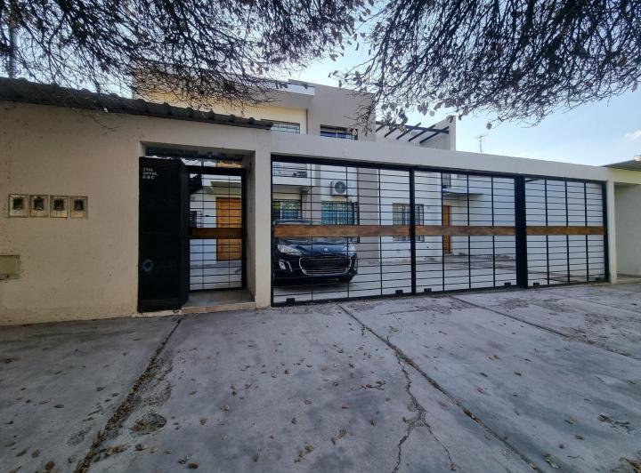 Departamento en Luzuriaga 2
