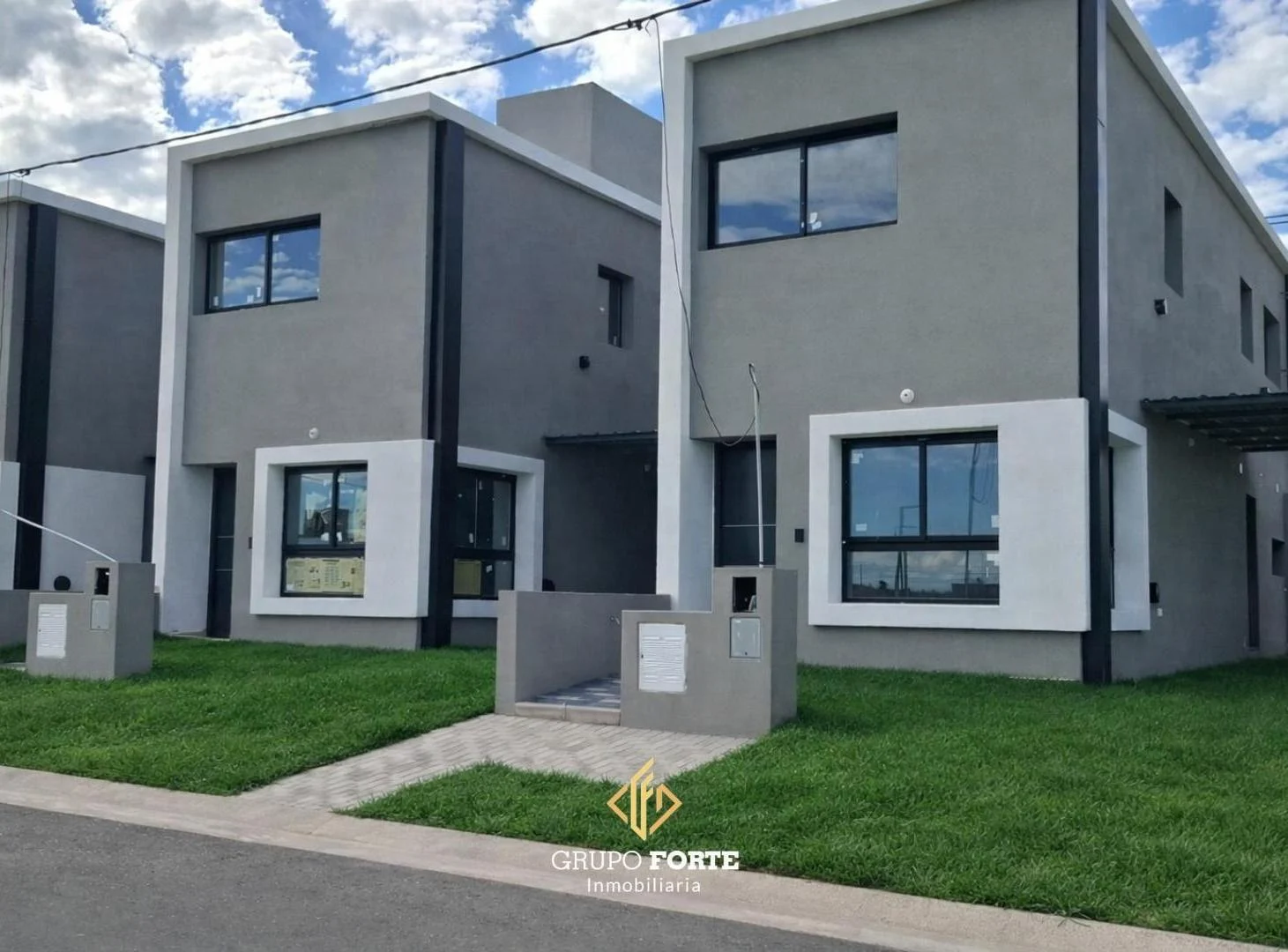 OPORTUNIDAD DUPLEX 2 DORM EN DOCTA AVENIDA