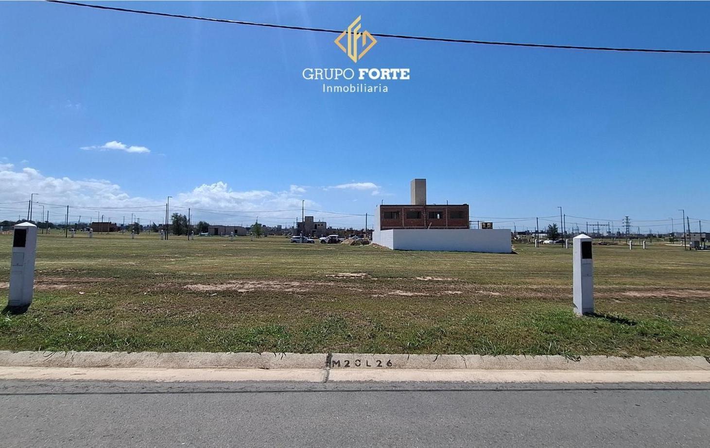 OPORTUNIDAD LOTE APTO COMERCIO Y DUPLEX --DOCTA--