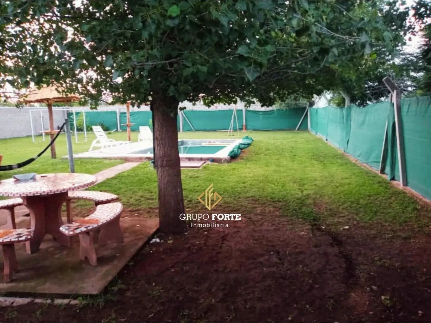 Oportunidad Casa en venta + Terreno en Villa del Prado!! 3
