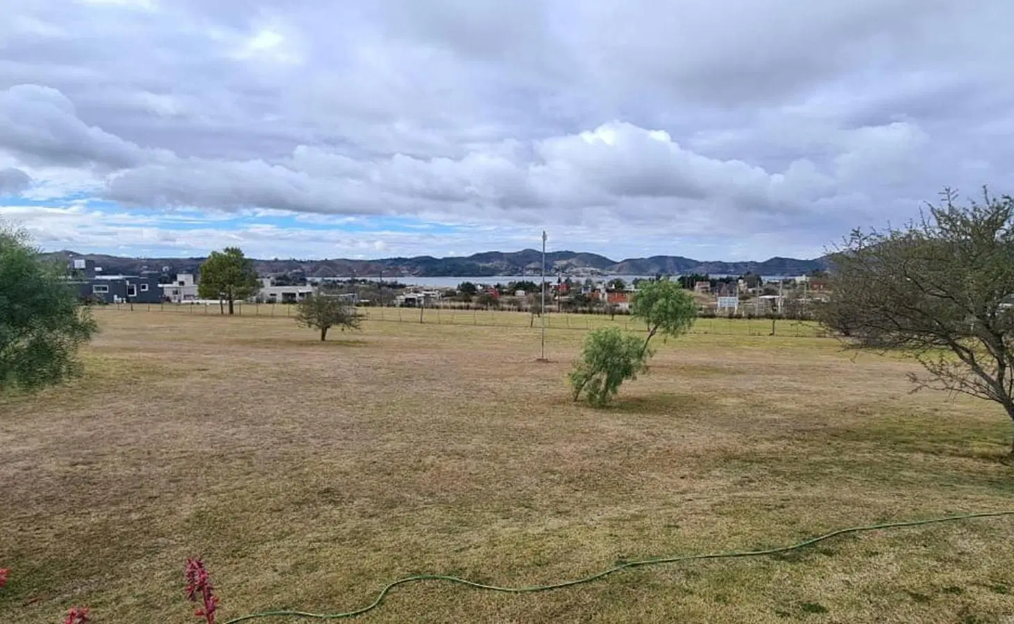 Casa en venta Potrero de Garay - escritura y vista al lago 3