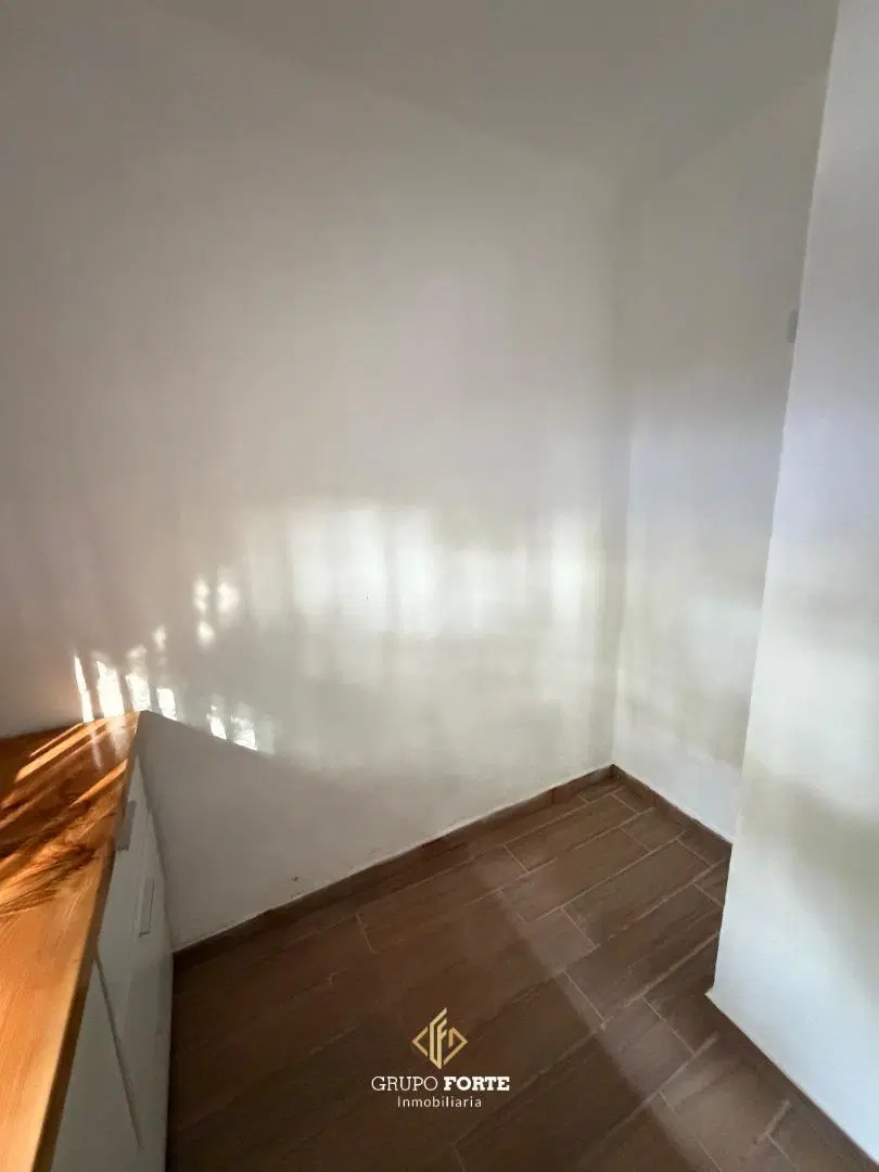 OPORTUNIDAD! CASA EN VENTA EN LA CALERA 2