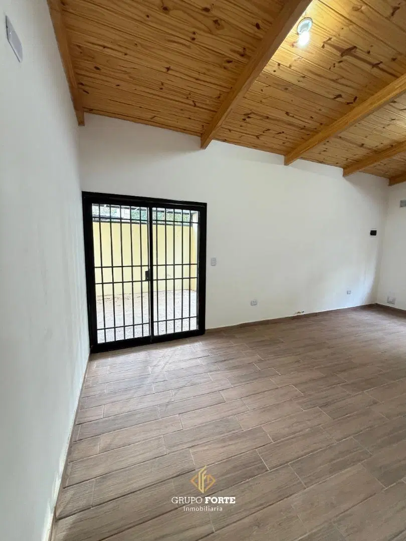 OPORTUNIDAD! CASA EN VENTA EN LA CALERA 3