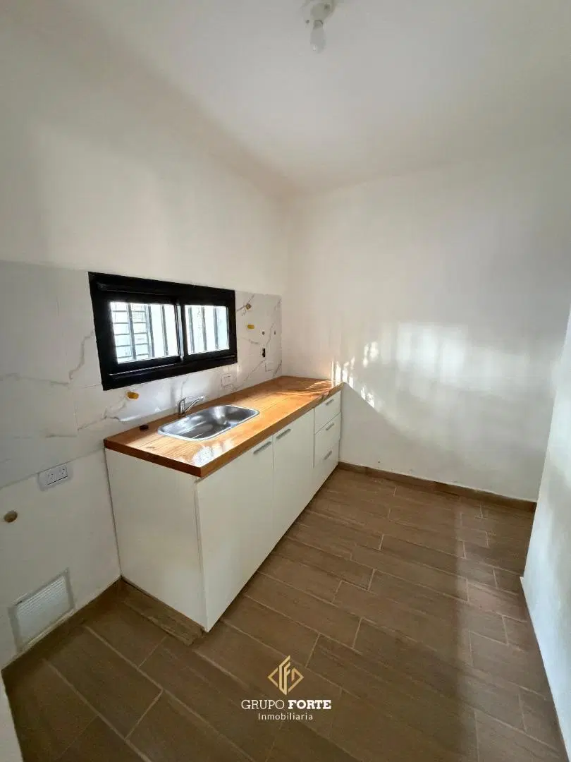 OPORTUNIDAD! CASA EN VENTA EN LA CALERA 1