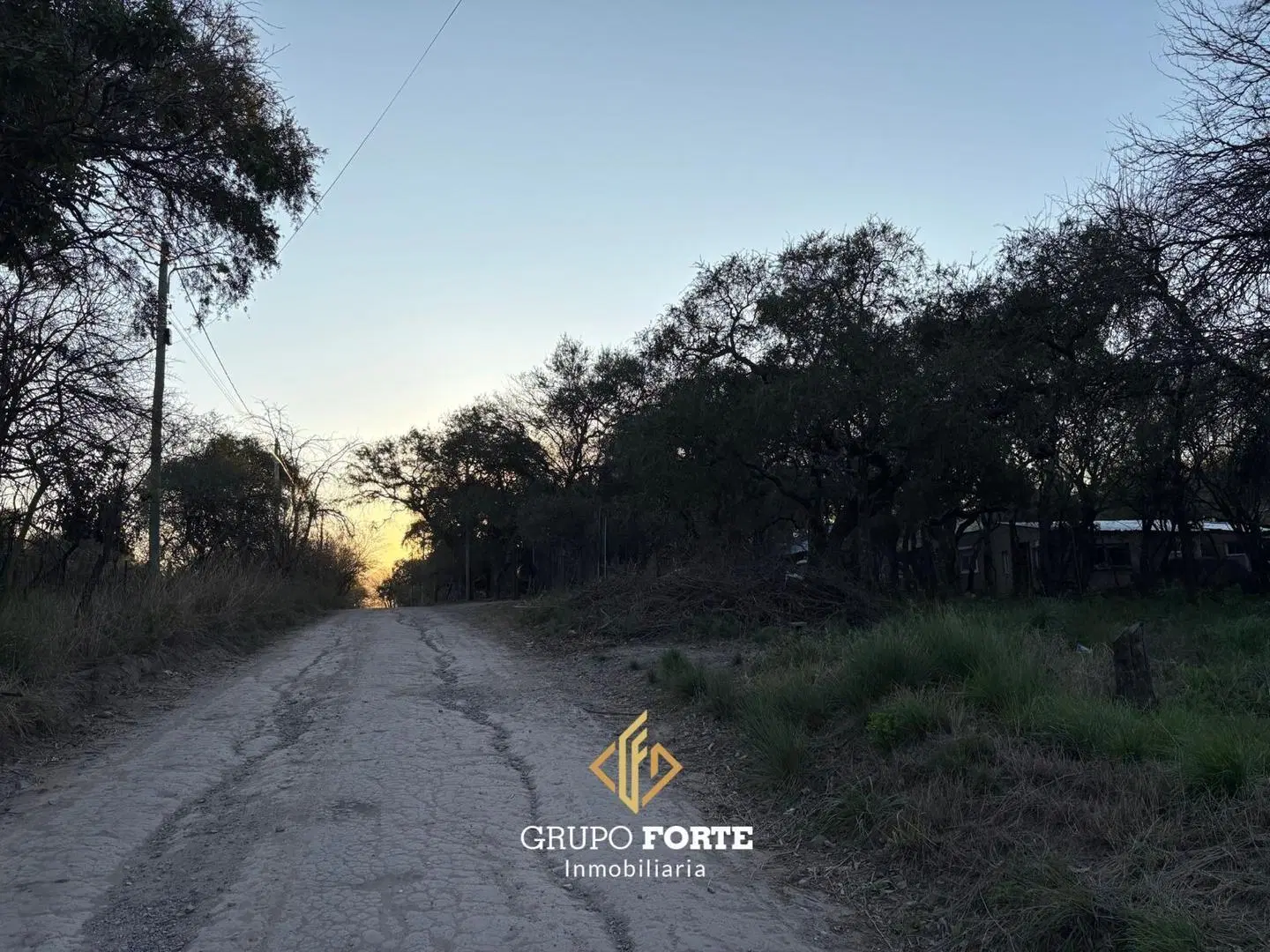 OPORTUNIDAD!! TERRENO EN VENTA UNQUILLO 4