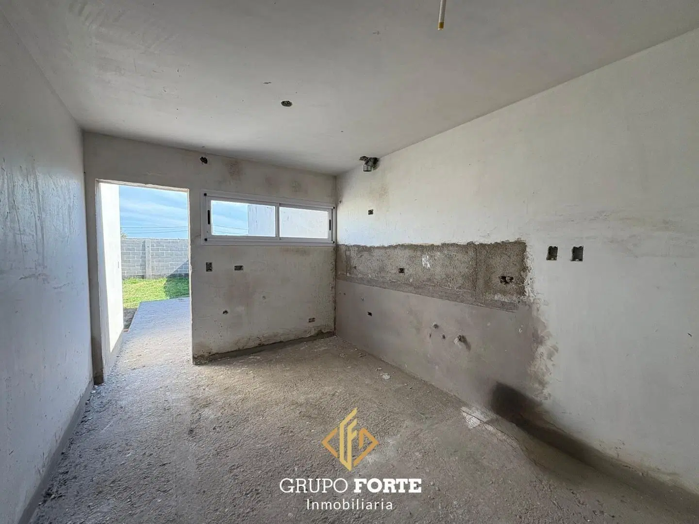 DUPLEX EN VENTA BARRIO ARGÜELLO 4