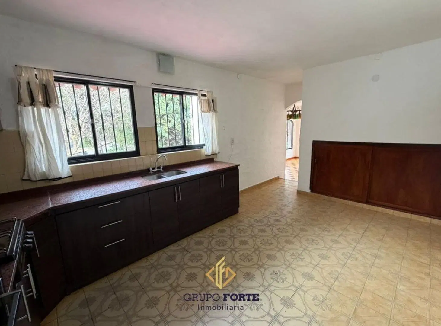 CASA EN VENTA EN VILLA DEL LAGO, A METROS DE RUTA 38 3