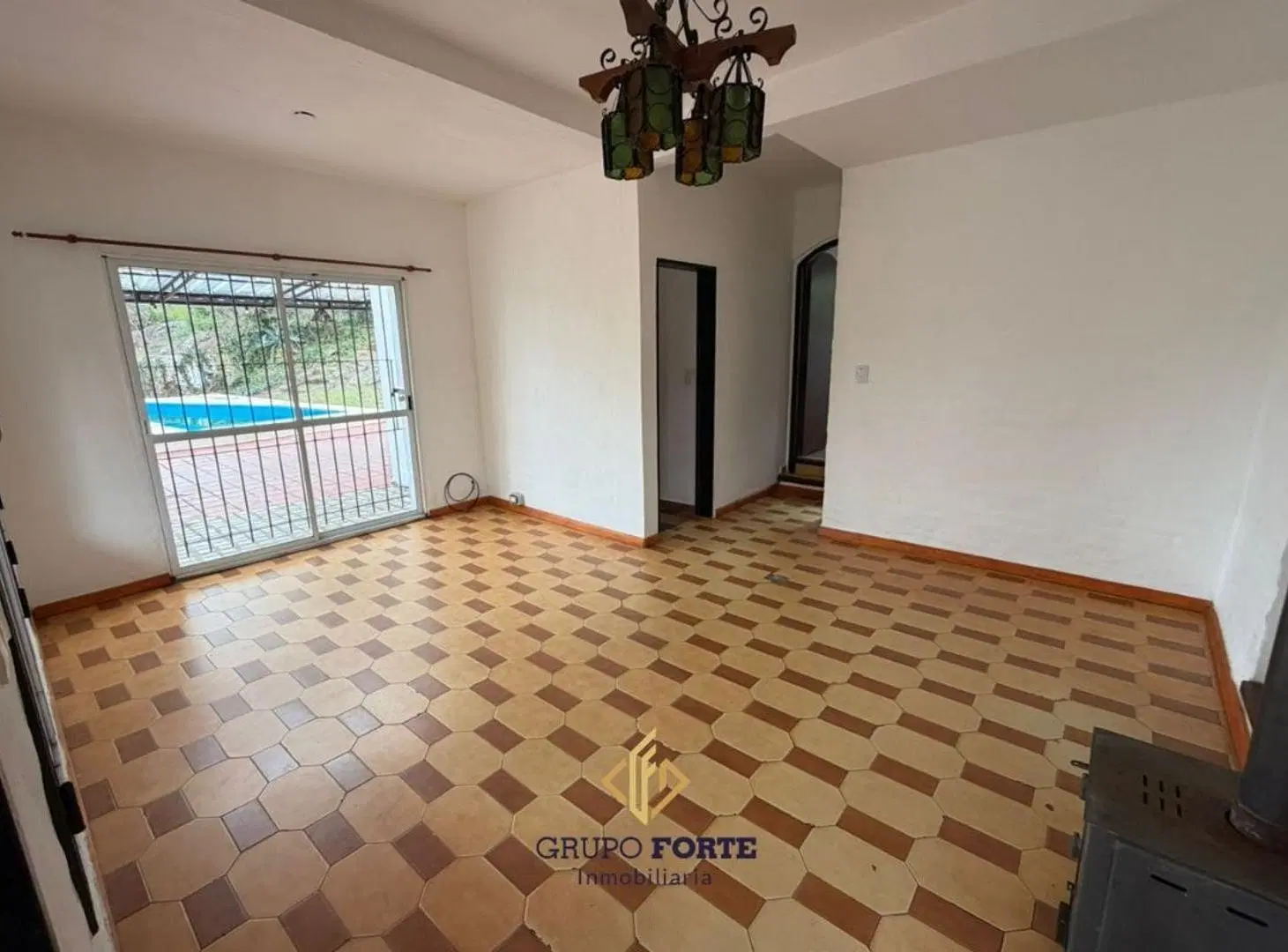 CASA EN VENTA EN VILLA DEL LAGO, A METROS DE RUTA 38 1
