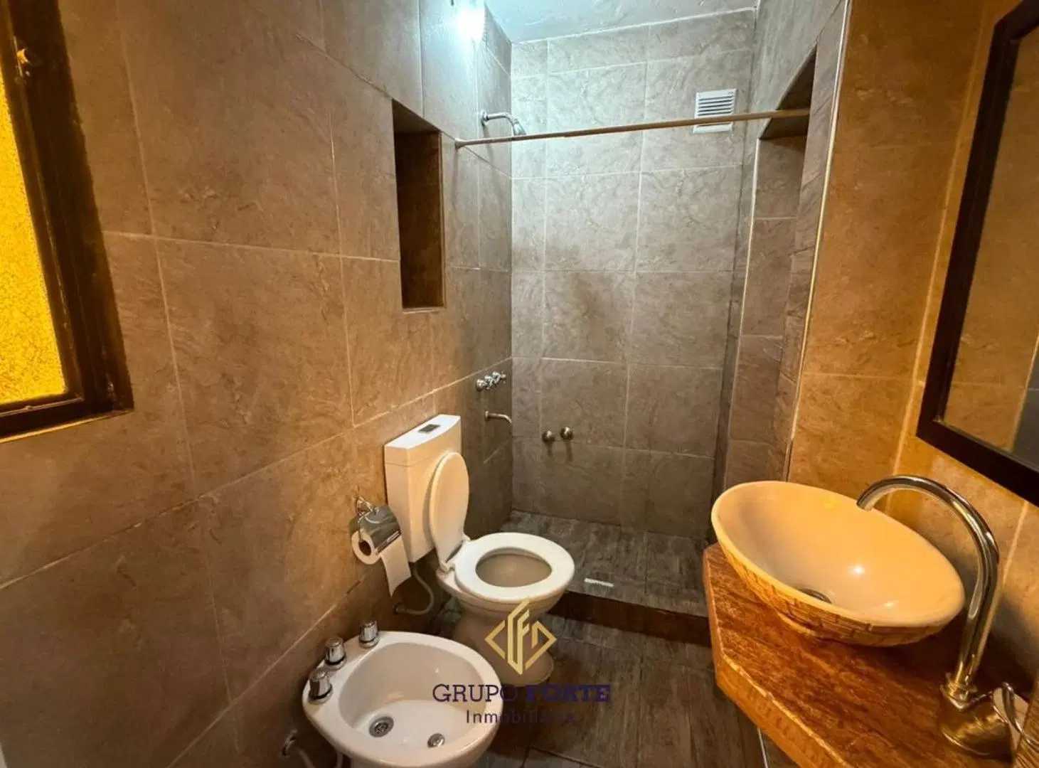 CASA EN VENTA EN VILLA DEL LAGO, A METROS DE RUTA 38 4