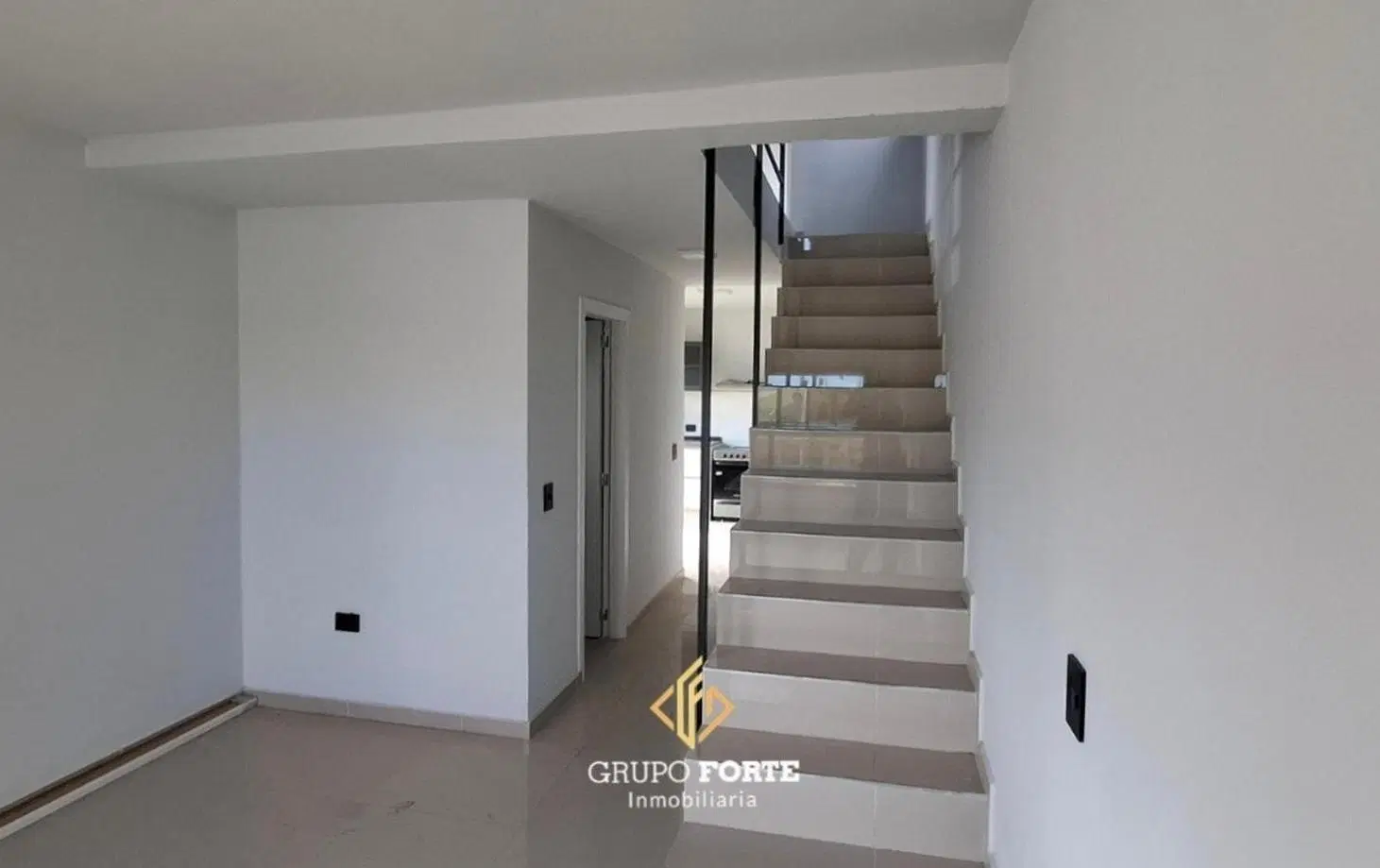 DÚPLEX EN VENTA 2 DORM EN DOCTA AVENIDA 2