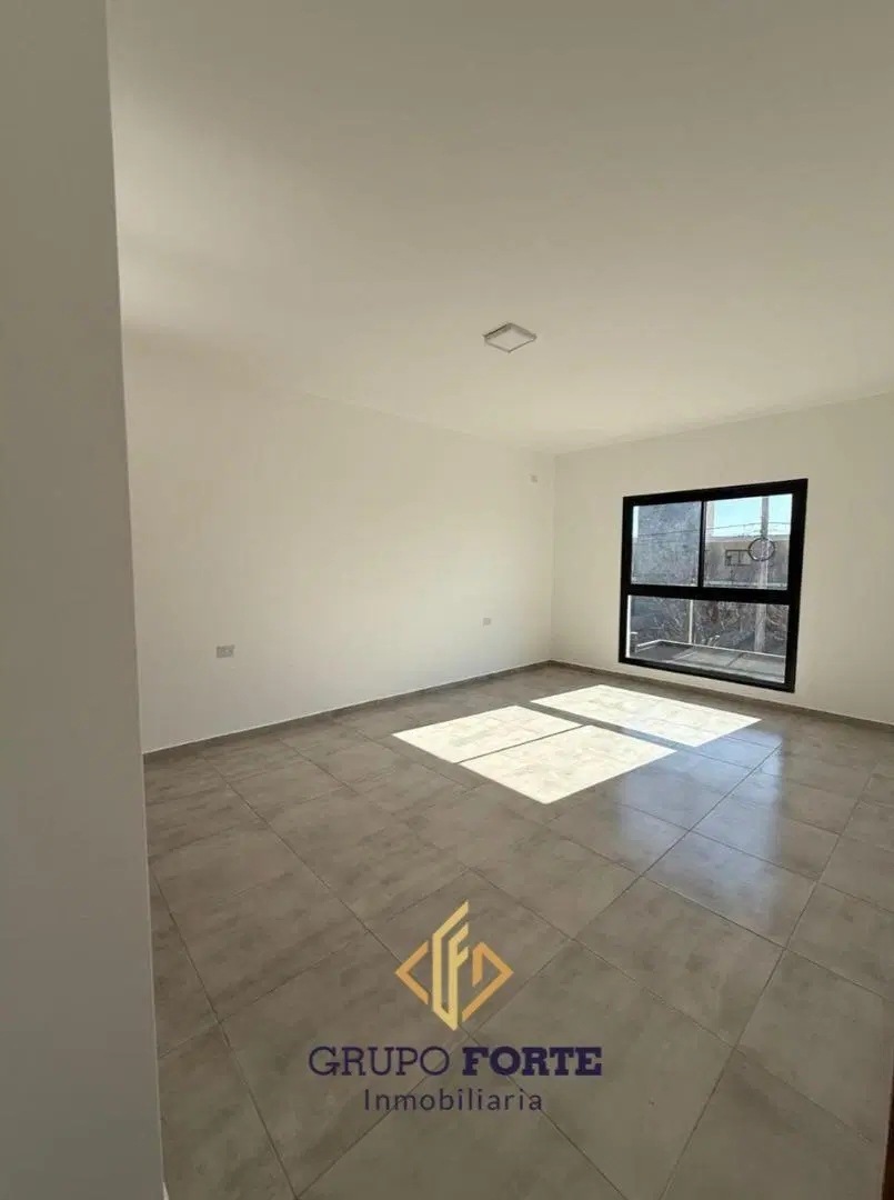OPORTUNIDAD DOCTA DUPLEX EN VENTA 2 DORM. 2
