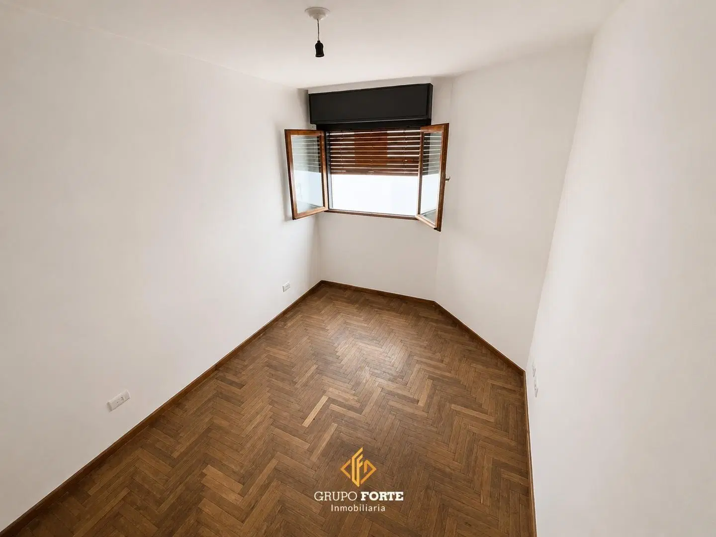 Departamento en venta 2 Dormitorios Alberdi 5