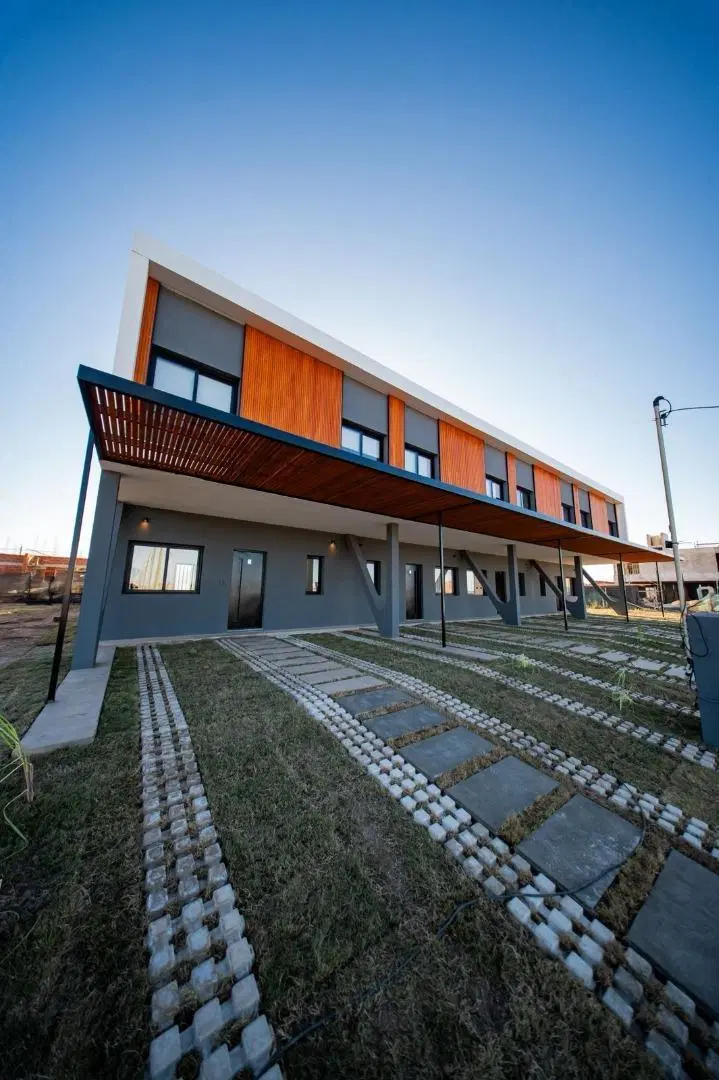 DUPLEX EN VENTA- CAMPOS DE MANANTIALES 4
