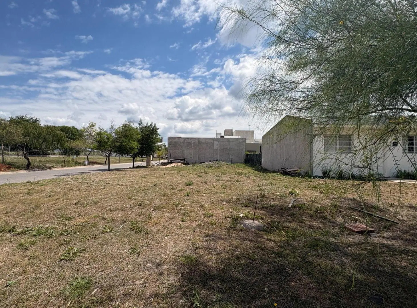 LOTE EN DOCTA BOULEVARD LISTO PARA ESCRITURAR 3