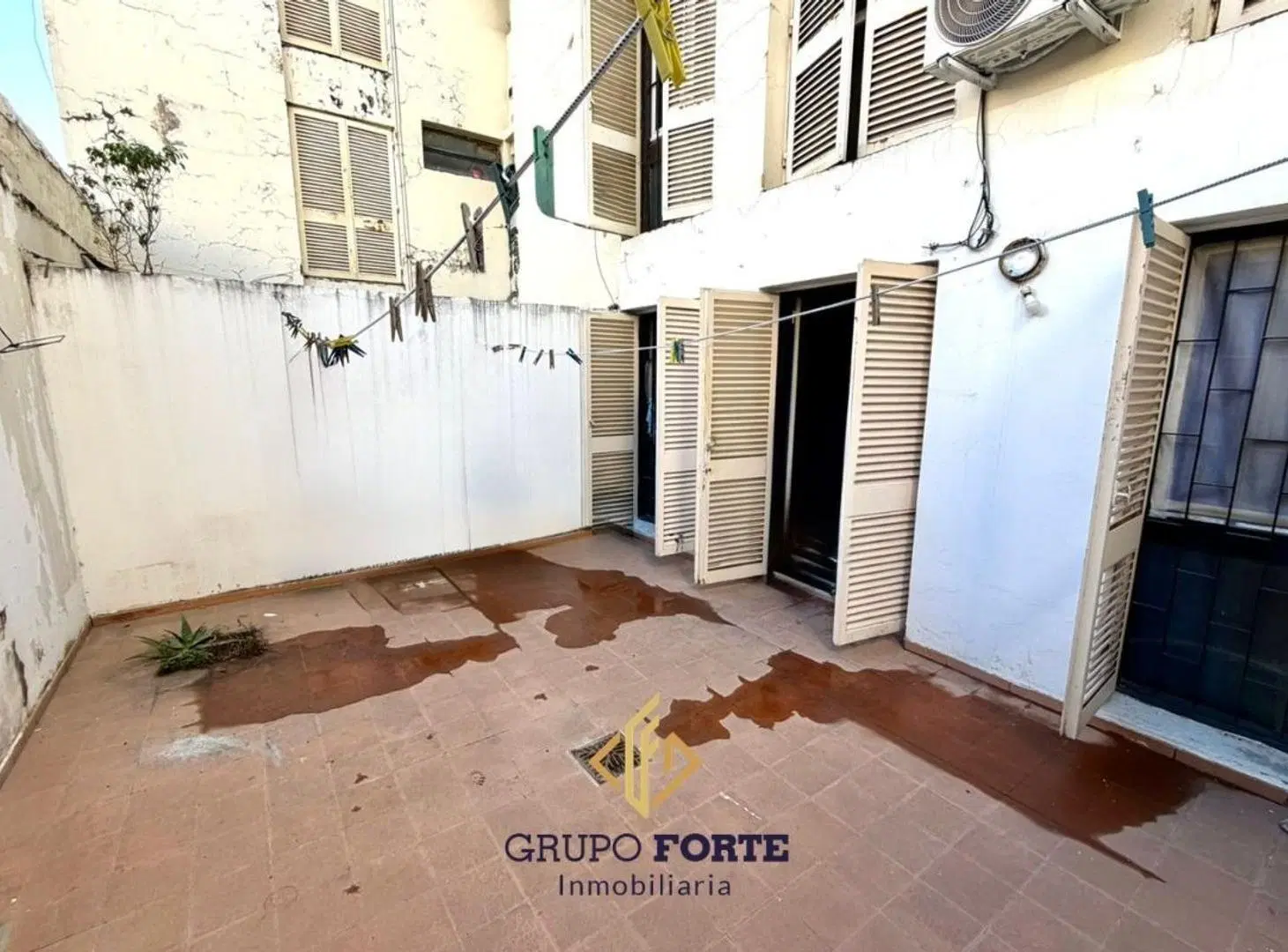DEPARTAMENTO EN VENTA EN B. ALBERDI SOBRE COLON 5