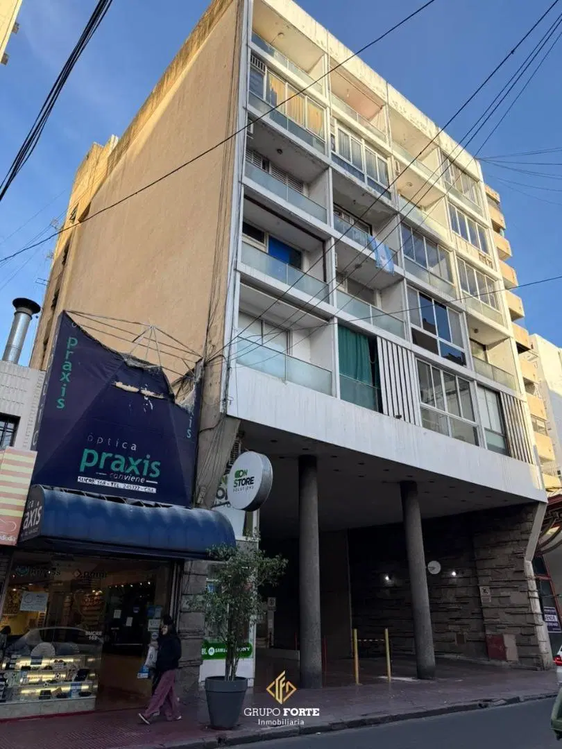 MONOAMBIENTE EN VENTA CENTRO - FRENTE CON BALCON 5