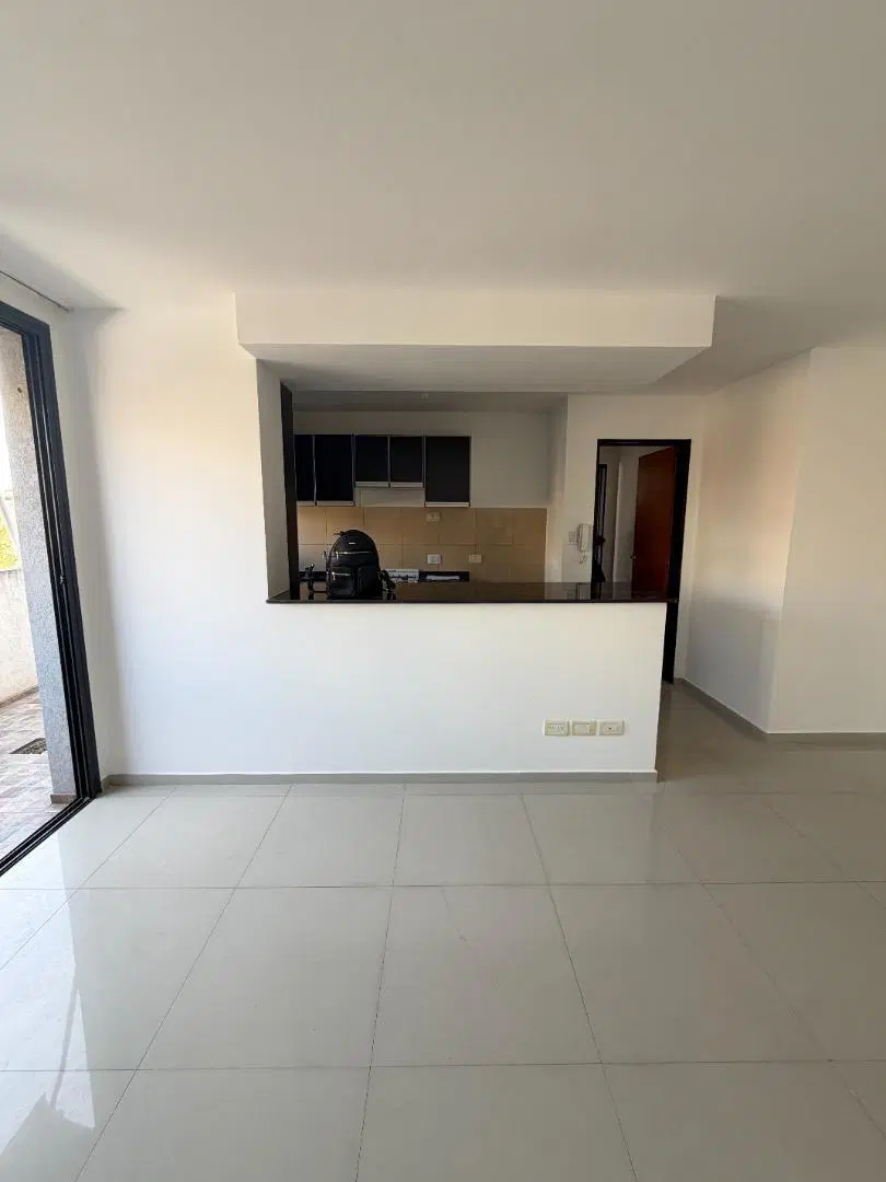 DEPARTAMENTO EN ALQUILER EN ALBERDI - CENTRO 2