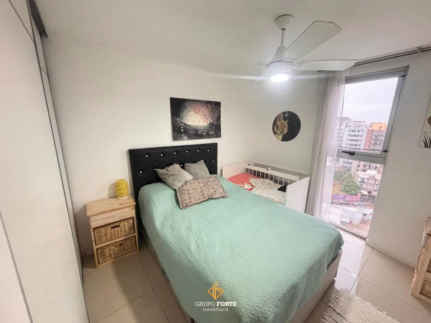 Departamento con cochera en venta en Guemes 4