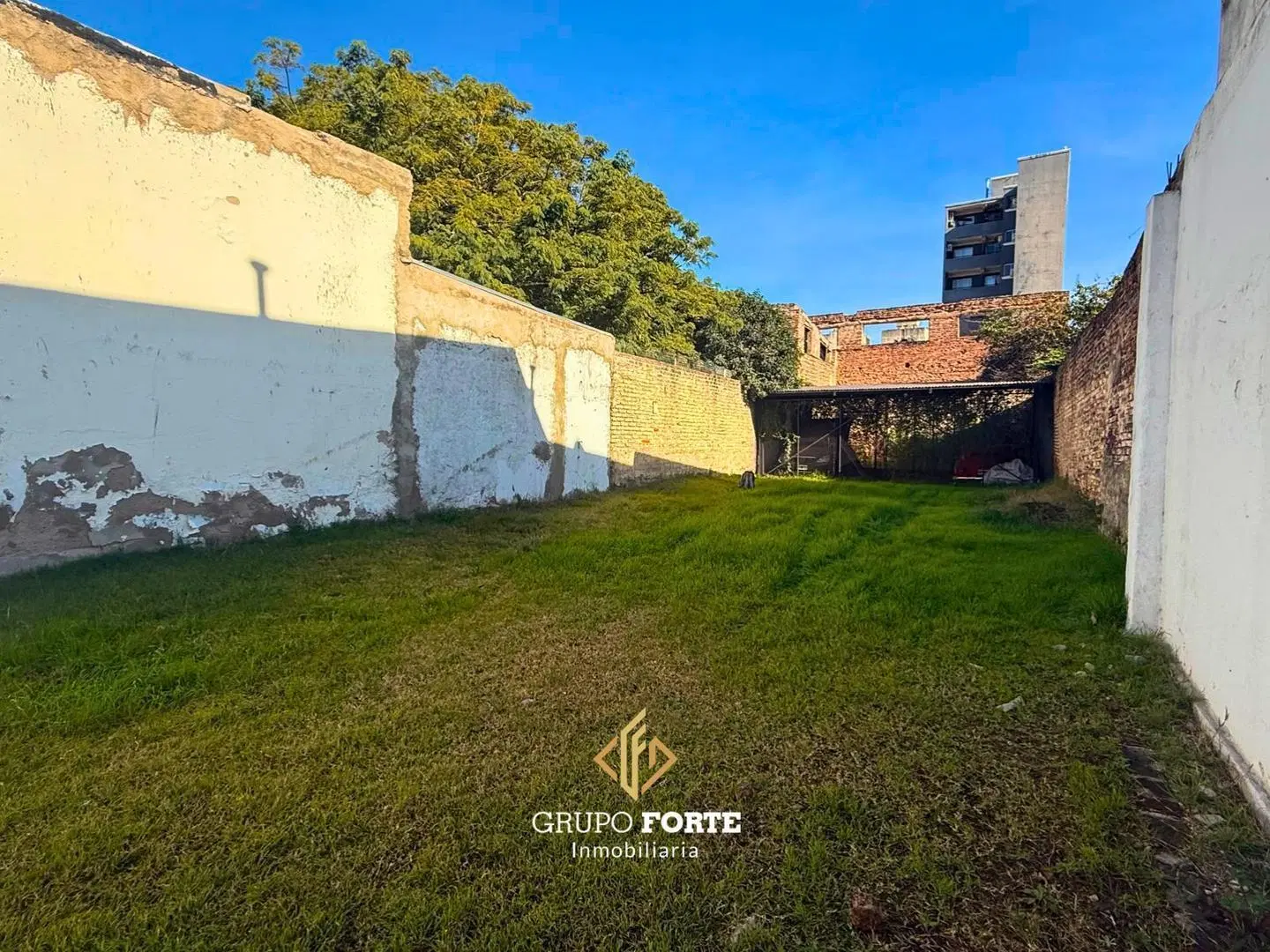 Terreno en venta- ALBERDI 2