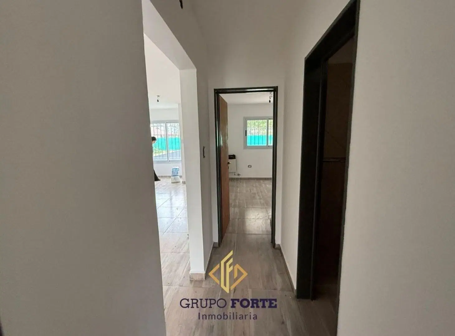 DUPLEX EN VENTA EN BARRIO NORTE 1, CON PATIO AMPLIO 4