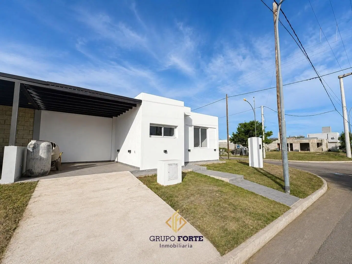 DUPLEX EN VENTA Y CON PILETA EN BARRIO NORTE 4