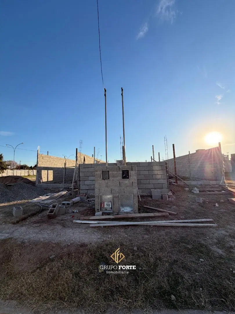DUPLEX EN VENTA EN POZO FINANCIADOS !! 4