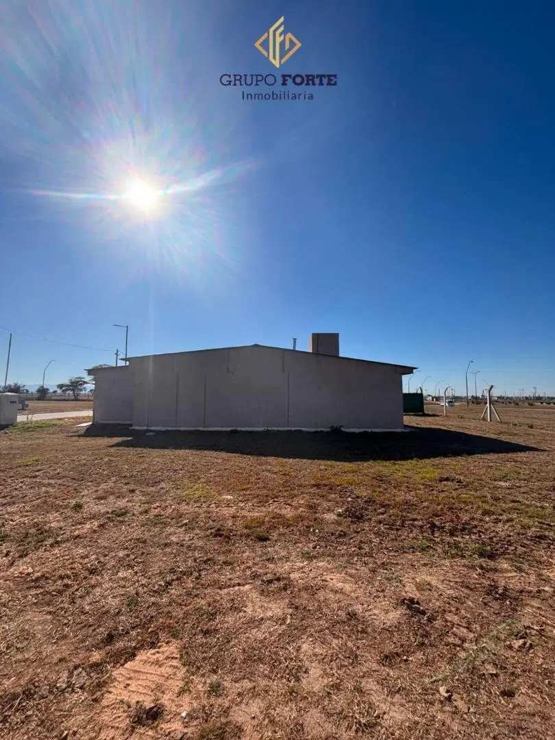 TERRENO EN VENTA PAMPAS DE MANANTIALES 4