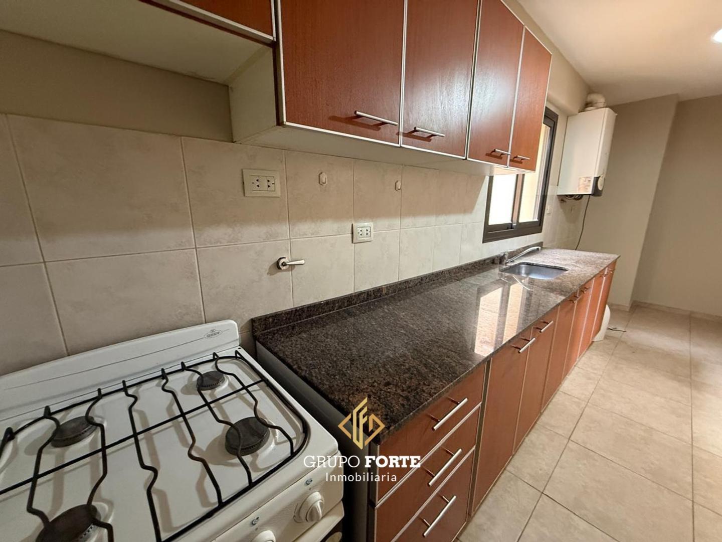 Foto de Departamento en Alquiler- General Paz, imagen 1