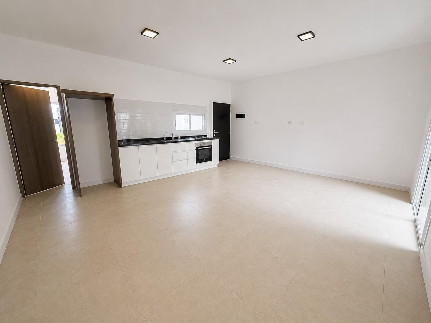 Foto de DUPLEX EN VENTA EN BARRIO NORTE 1, PATIO AMPLIO FINANCIADO, imagen 1