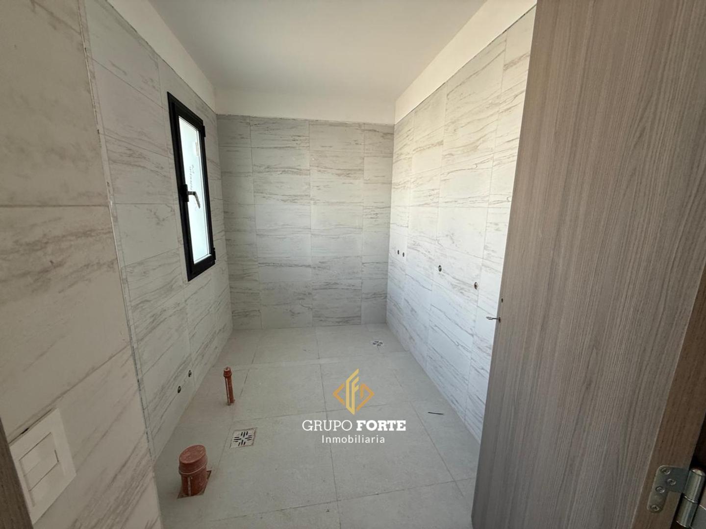 Foto de DUPLEX EN VENTA- NUEVO URCA, imagen 2