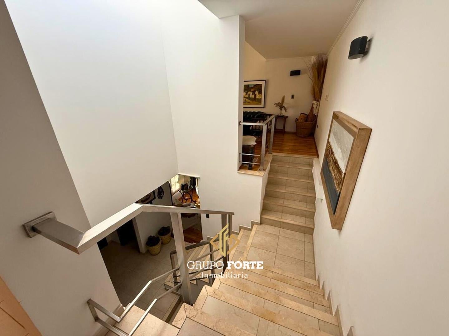 Foto de Vendo casa en URCA, 4 DORMITORIOS, imagen 2