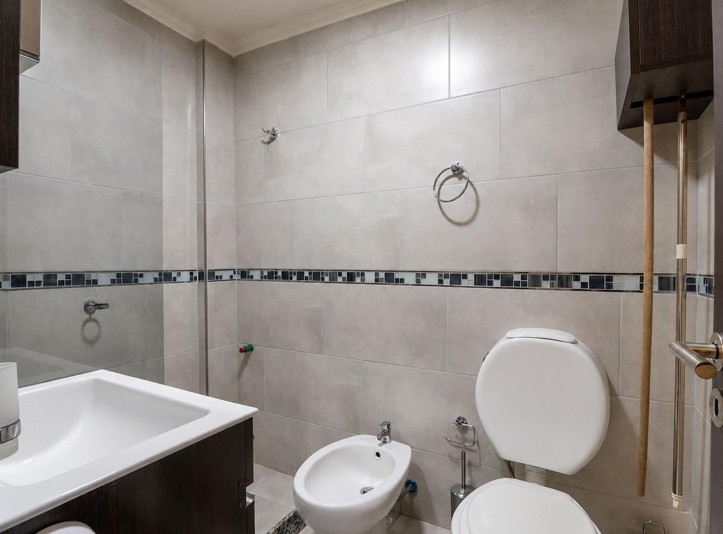 Foto de DEPARTAMENTO CENTRICO EN VENTA EN VILLA CARLOS PAZ, imagen 2